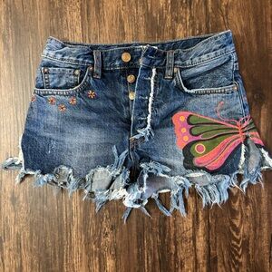 We The Free People Fields Of Sun Painted Butterfly Cutoff Jean Shorts Women’s 24